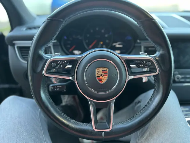 Porsche Macan 2.0 2017 Benzine 16
