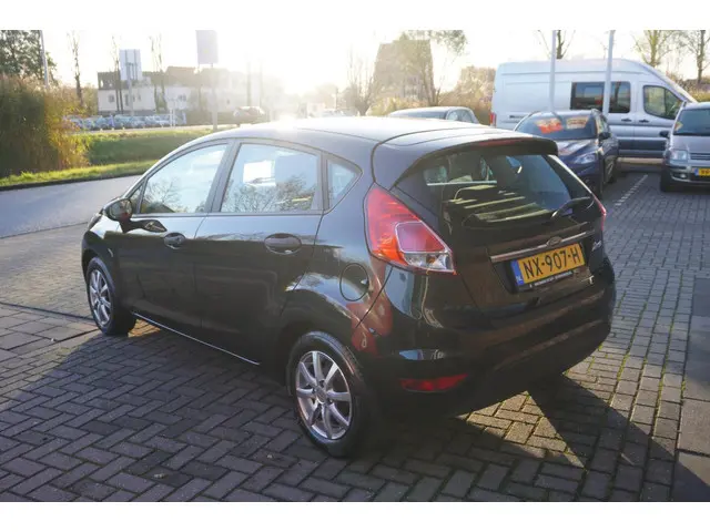 Ford Fiesta 1.25 / Airco / Radio 2015 Benzine 5