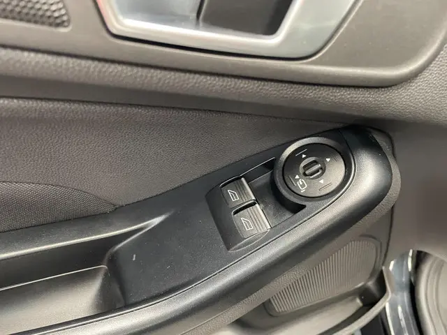 Ford Fiesta 1.0 Style 2015 Benzine 11