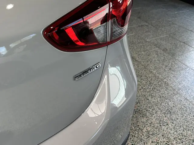 Mazda 2 1.5 SkyActiv-G 90 Homura 2024 Benzine 10