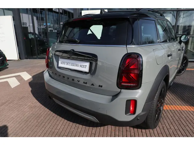 MINI Countryman Cooper SE ALL4 2021 Hybride Benzine 8