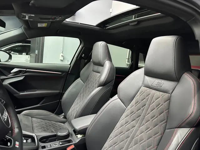 Audi A3 Sportback 35 TFSI S edition 2023 Hybride Benzine 6