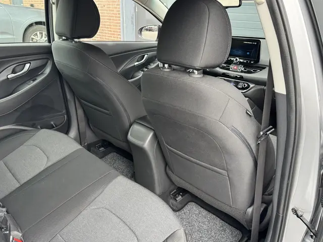 Hyundai i30 1.0 T-GDI MHEV COMFORT SMART 2021 Benzine 10