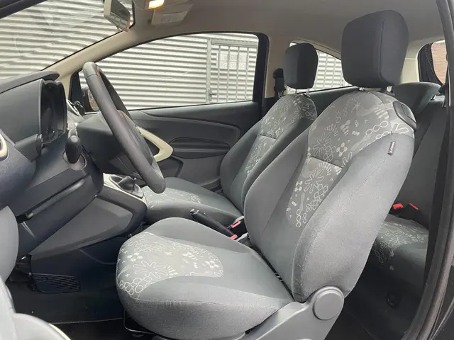 Ford Ka 1.2 Champions AIRCO LMV APK 10-2026 2012 Benzine 9