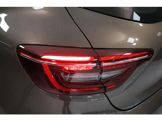 Renault Clio 1.0 TCe Zen 2020 Benzine 31