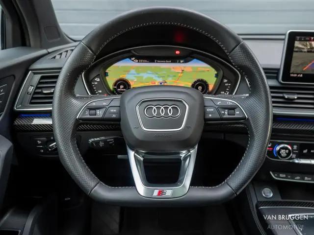 Audi Q5 50 TFSI e quattro S-Line 2021 Hybride Benzine 24