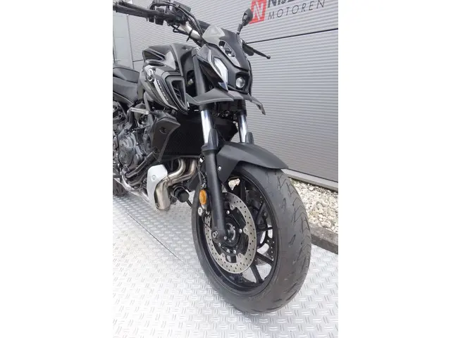 Yamaha MT 07 ABS 2021 Benzine 6