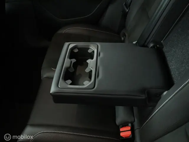 Volvo XC40 2.0 T5 AWD R-Design 2018 Benzine 51