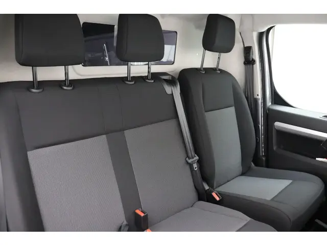 Peugeot e-Expert EV L3 75 kWh 2023 Elektrisch 13