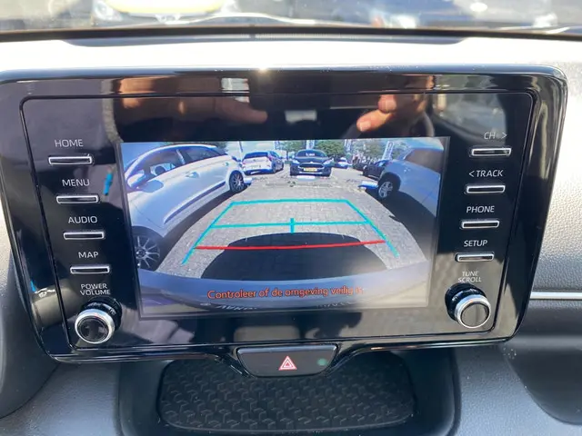 Toyota Yaris 1.5 Hybrid Dynamic 2021 Hybride Benzine 14