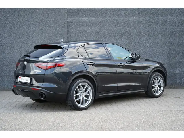 Alfa Romeo Stelvio 2.0 T AWD First Edition 2018 Benzine 8