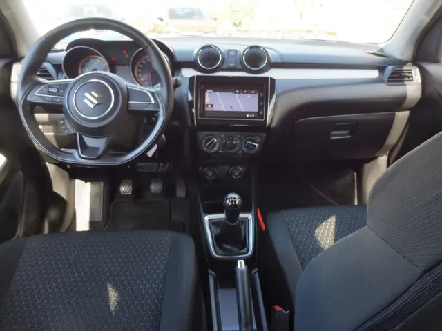 Suzuki Swift 1.2 Select 2018 Benzine 3
