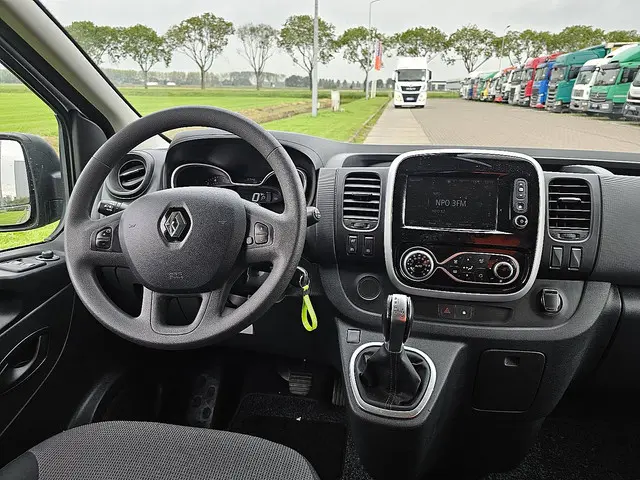 Renault Trafic 2.0 DCI 2019 Diesel 8