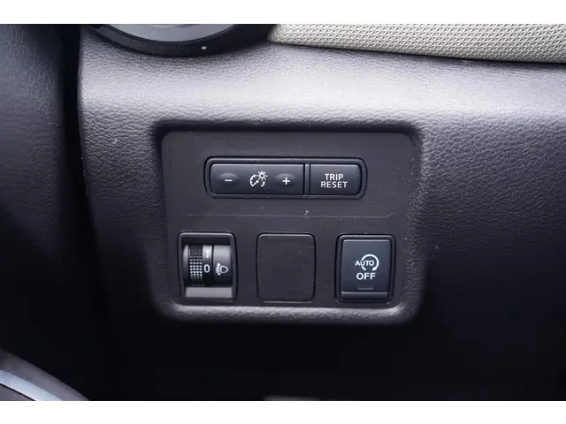 Nissan Micra 1.0 IG-T N-Connecta 2020 Benzine 28