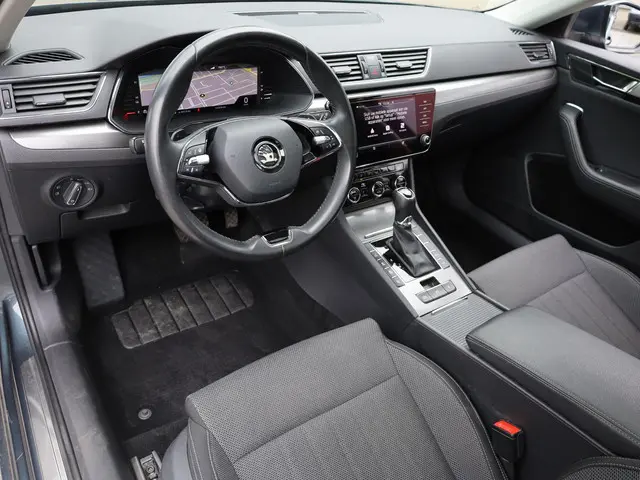 Škoda Superb Combi iV 1.4 TSI PHEV 2021 Hybride Benzine 7