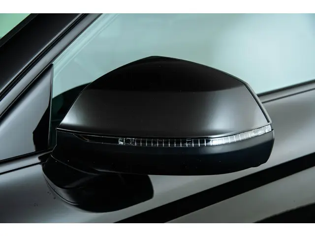 Audi Q5 55 TFSI e S edition 2023 Hybride Benzine 38