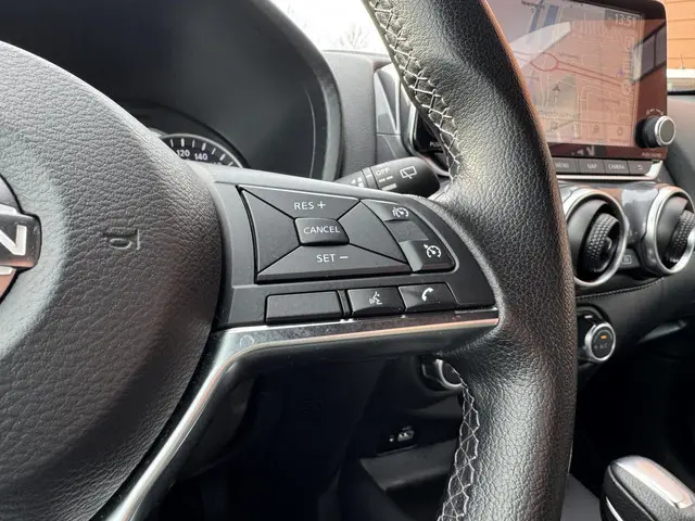 Nissan Juke 1.6 Hybrid N-Connecta 2024 Hybride Benzine 15