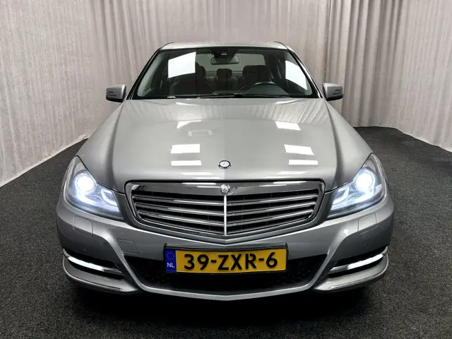 Mercedes-Benz C-Klasse 220 CDI Elegance 2013 Diesel 2