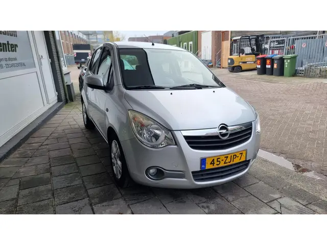 Opel Agila 1.2 Edition AUTOMAAT 2012 Benzine 4