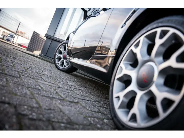 Fiat 500C 0.9 TwinAir Turbo Sport 2017 Benzine 55