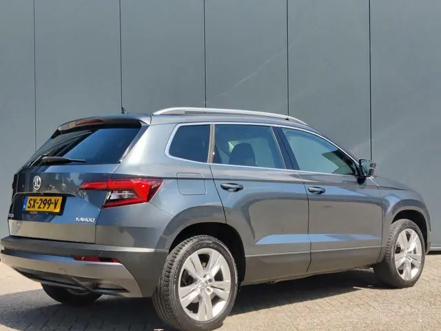 Škoda Karoq TSI Clever Edition 2018 Benzine 3