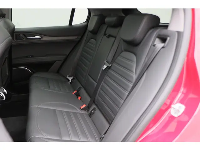 Alfa Romeo Stelvio 2.0 T AWD Sprint 2022 Benzine 14