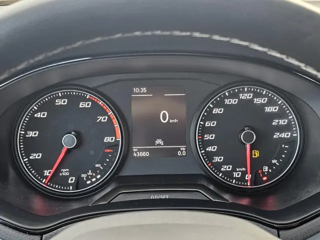 SEAT Arona 1.0 TSI Style 2023 Benzine 19