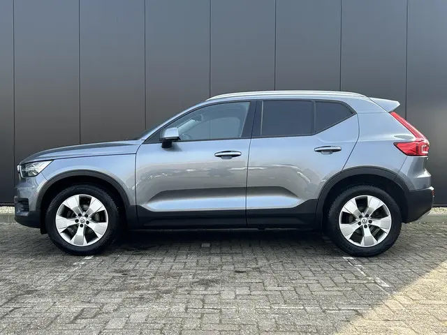 Volvo XC40 1.5 T3 Momentum 2019 Benzine 6
