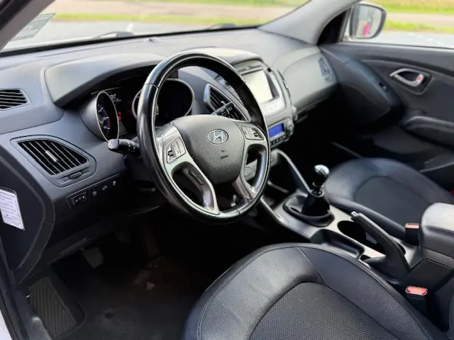 Hyundai ix35 1.6i GDI Go! 2015 Benzine 15