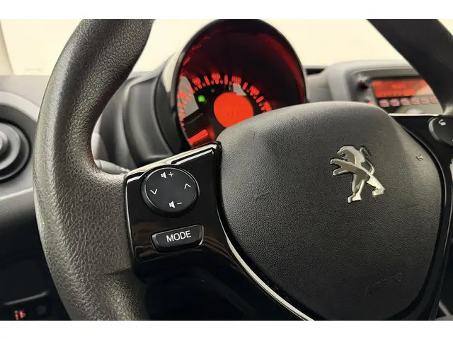 Peugeot 108 1.0 e-VTi Active 2018 Benzine 18