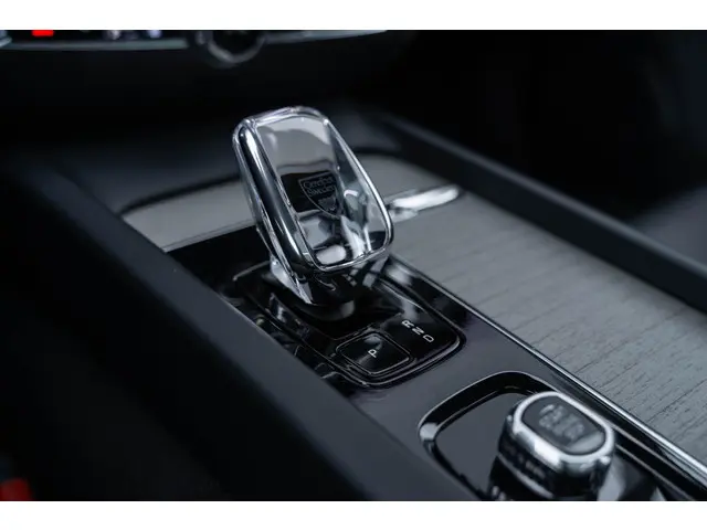 Volvo V60 Cross Country B5 AWD Ultimate 2024 Benzine 27