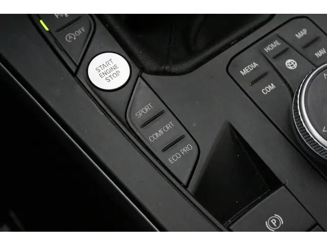 BMW 1 Serie 116d Business Edition 2022 Diesel 21