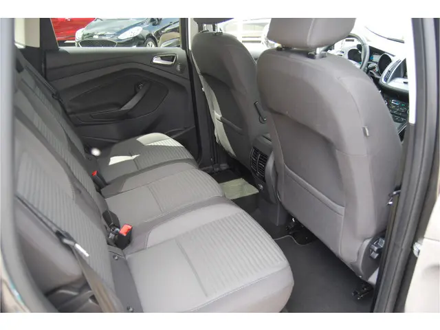 Ford C-MAX 1.0 EcoBoost 125PK Titanium 2016 Benzine 30