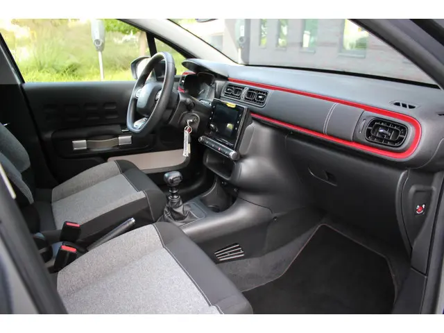 Citroën C3 1.2 PureTech C-Series 2021 Benzine 16