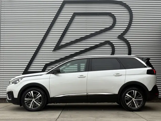 Peugeot 5008 1.2 PureTech Allure 2018 Benzine 6