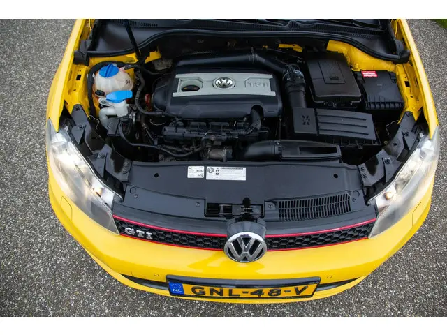 Volkswagen Golf 2.0 GTI UNIEK Nette Auto 2012 Benzine 21