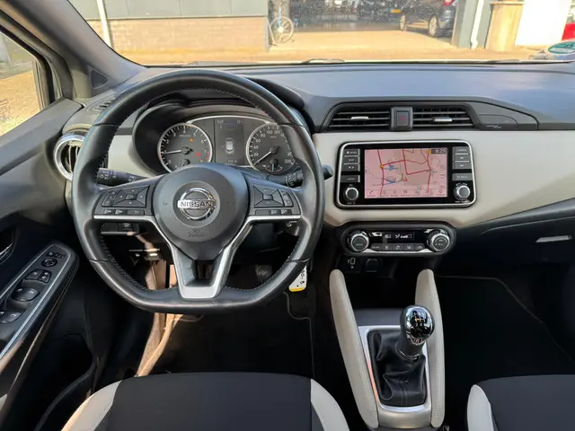 Nissan Micra 1.0 IG-T N-Connecta camera 2019 Benzine 32
