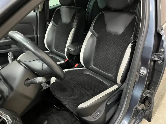 Renault Clio 0.9 TCe Bose 2018 Benzine 9