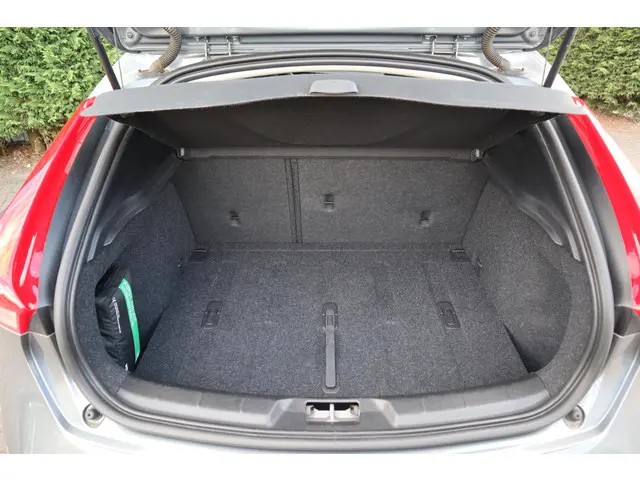 Volvo V40 Cross Country 1.5 T3 Polar+ Luxury 2019 Benzine 9