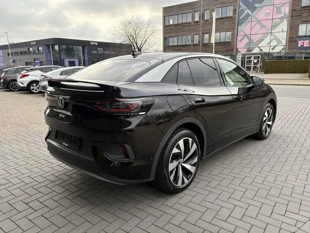Volkswagen ID.5 Pro Business 77 kWh 2024 Elektrisch 9