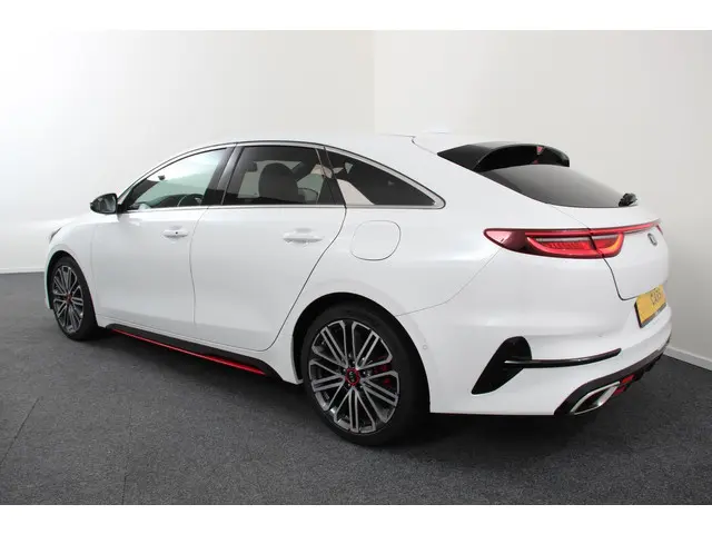 Kia ProCeed 1.6 T-GDI 204pk DCT GT 2020 Benzine 26