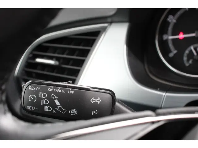 Škoda Fabia Combi 1.0 TSI DSG Ambition 2021 Benzine 16