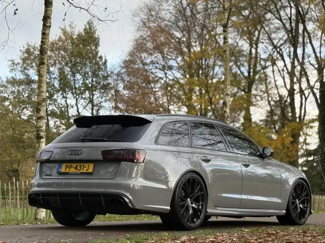 Audi RS6 2