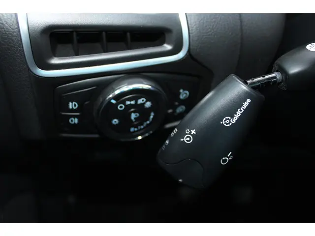 Ford Focus Wagon 1.0 EcoBoost Trend Sport 2012 Benzine 11