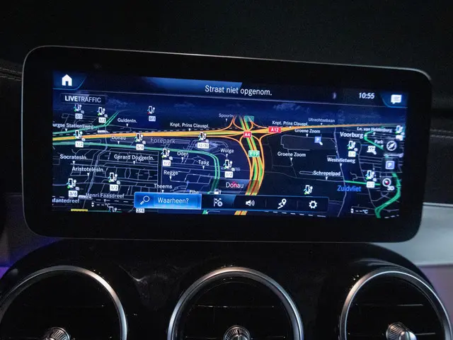 Mercedes-Benz GLC 300e 4MATIC 2020 Hybride Benzine 22