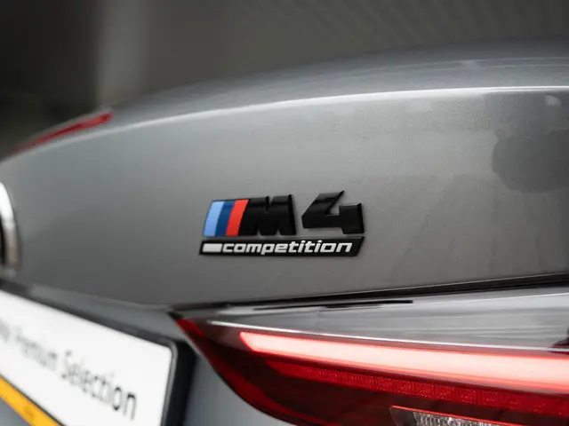 BMW M4 Cabrio xDrive Competition 2024 Benzine 28