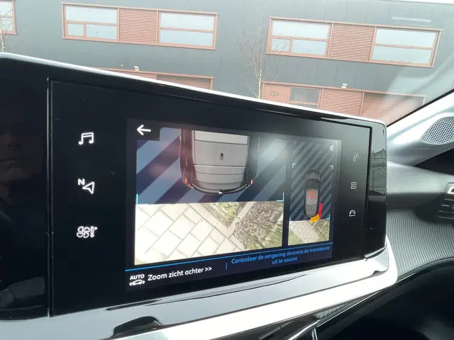 Peugeot 208 1.2 Turbo Active AUTOMAAT 2020 Benzine 27