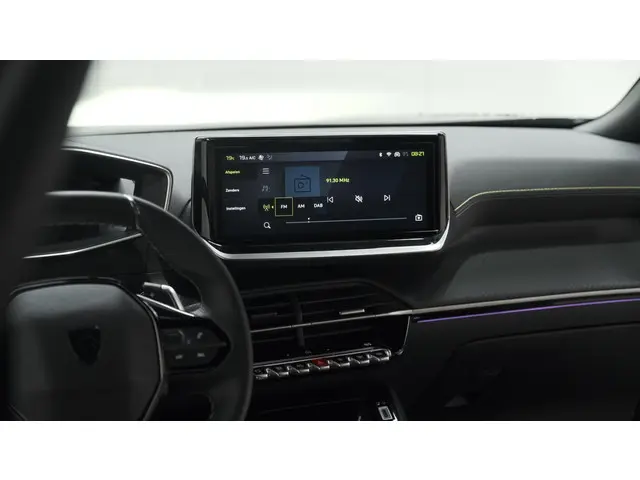 Peugeot 2008 PureTech 130 EAT8 GT 2024 Benzine 58