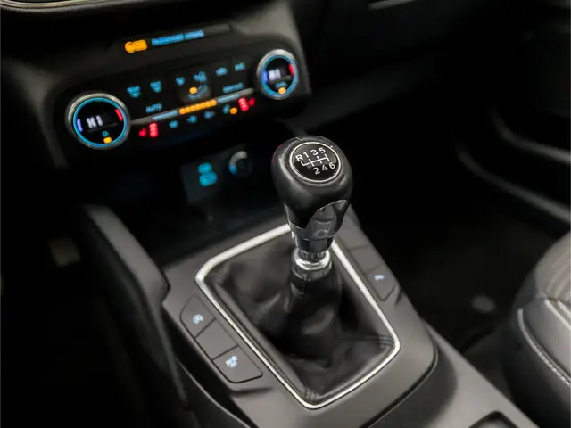 Ford Kuga 1.5 EcoBoost Titanium X 2020 Benzine 10