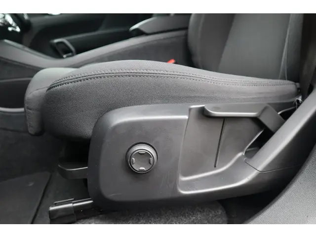 Volvo XC40 Recharge Core 70 kWh 2023 Elektrisch 11